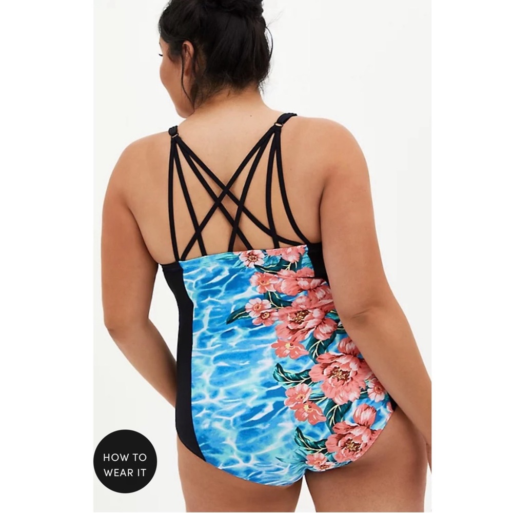 Torrid Underwire Slim Fix Blue Water Floral One-Piece Swimsuit NWT SZ 2 DD/F - Picture 3 of 16